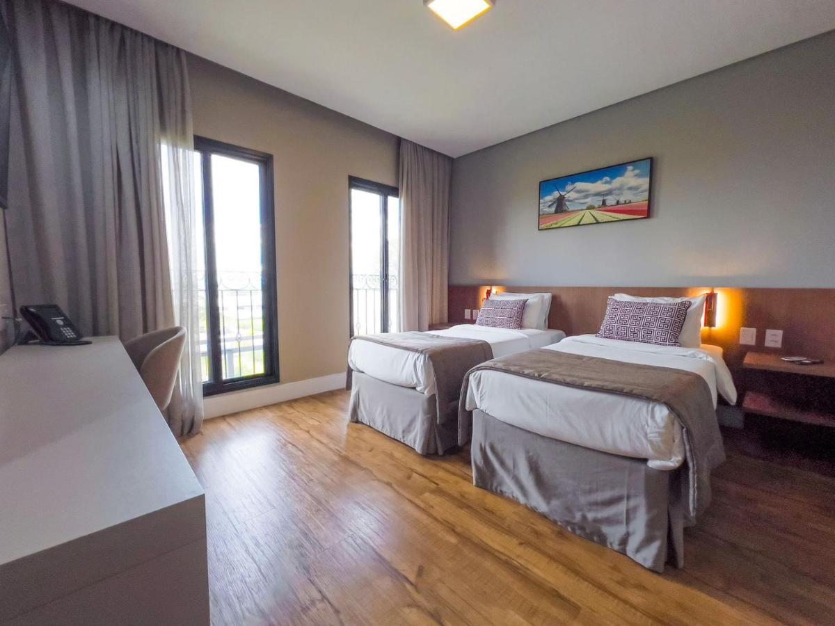 Royal Tulip 5*