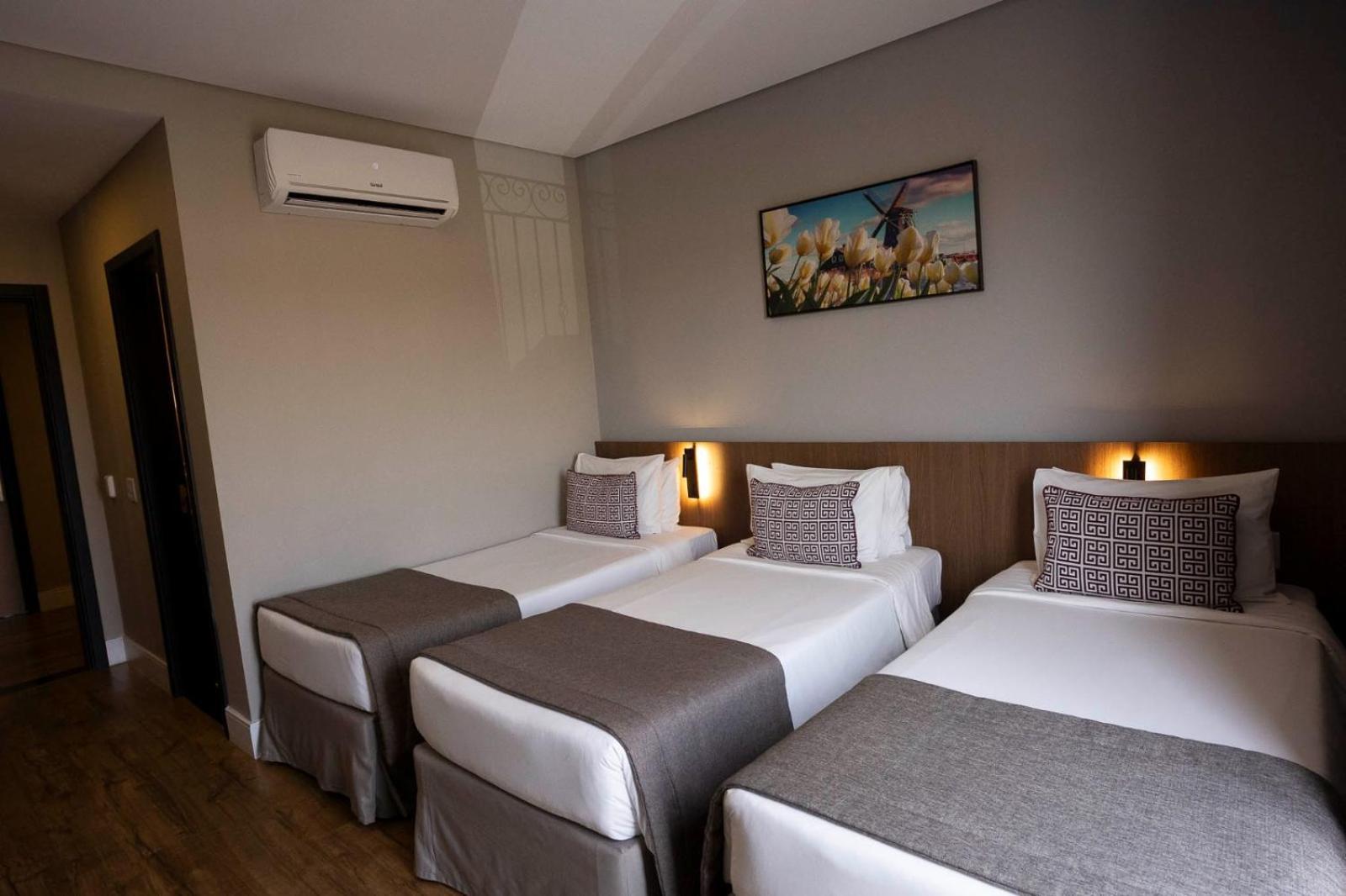 Hotel Royal Tulip Holambra